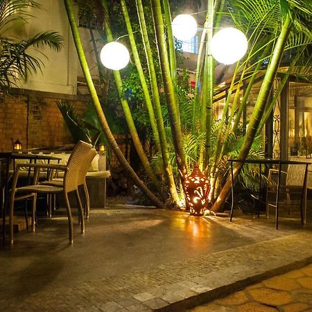 Hotel Restaurant La Ribaudiere Antananarivo Exterior photo