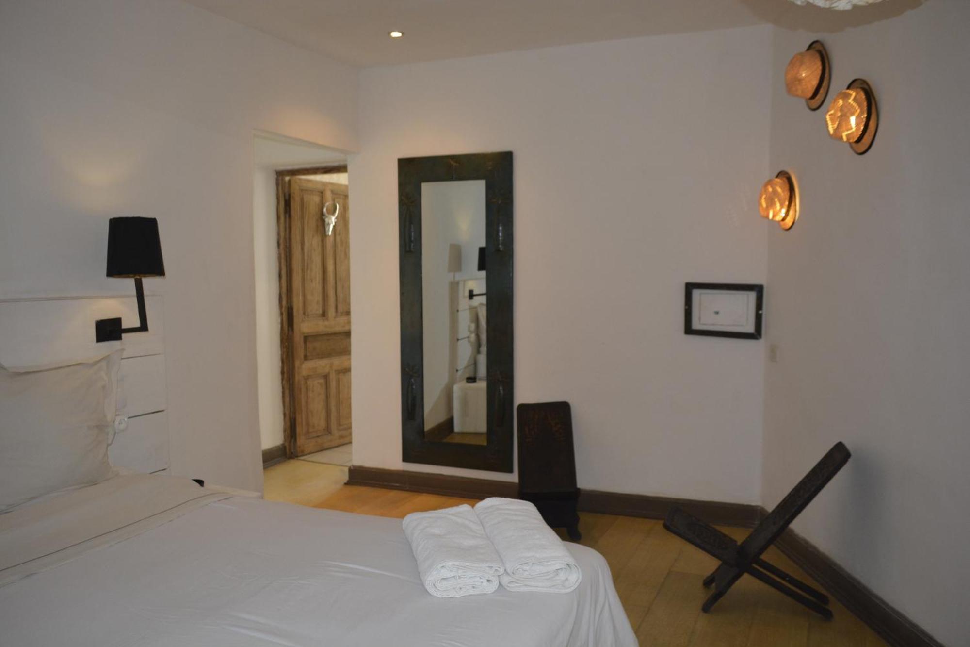 Hotel Restaurant La Ribaudiere Antananarivo Room photo