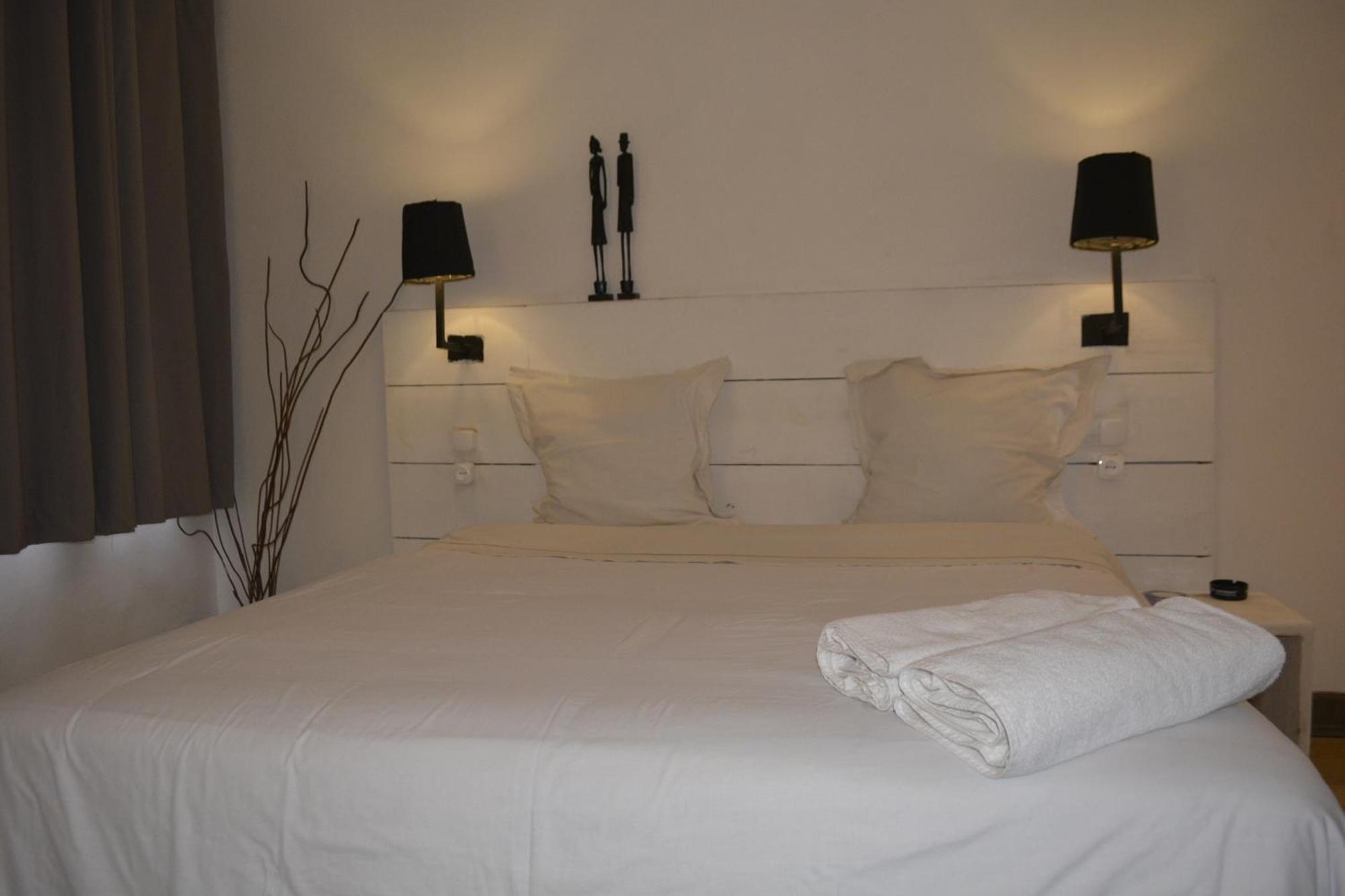 Hotel Restaurant La Ribaudiere Antananarivo Room photo