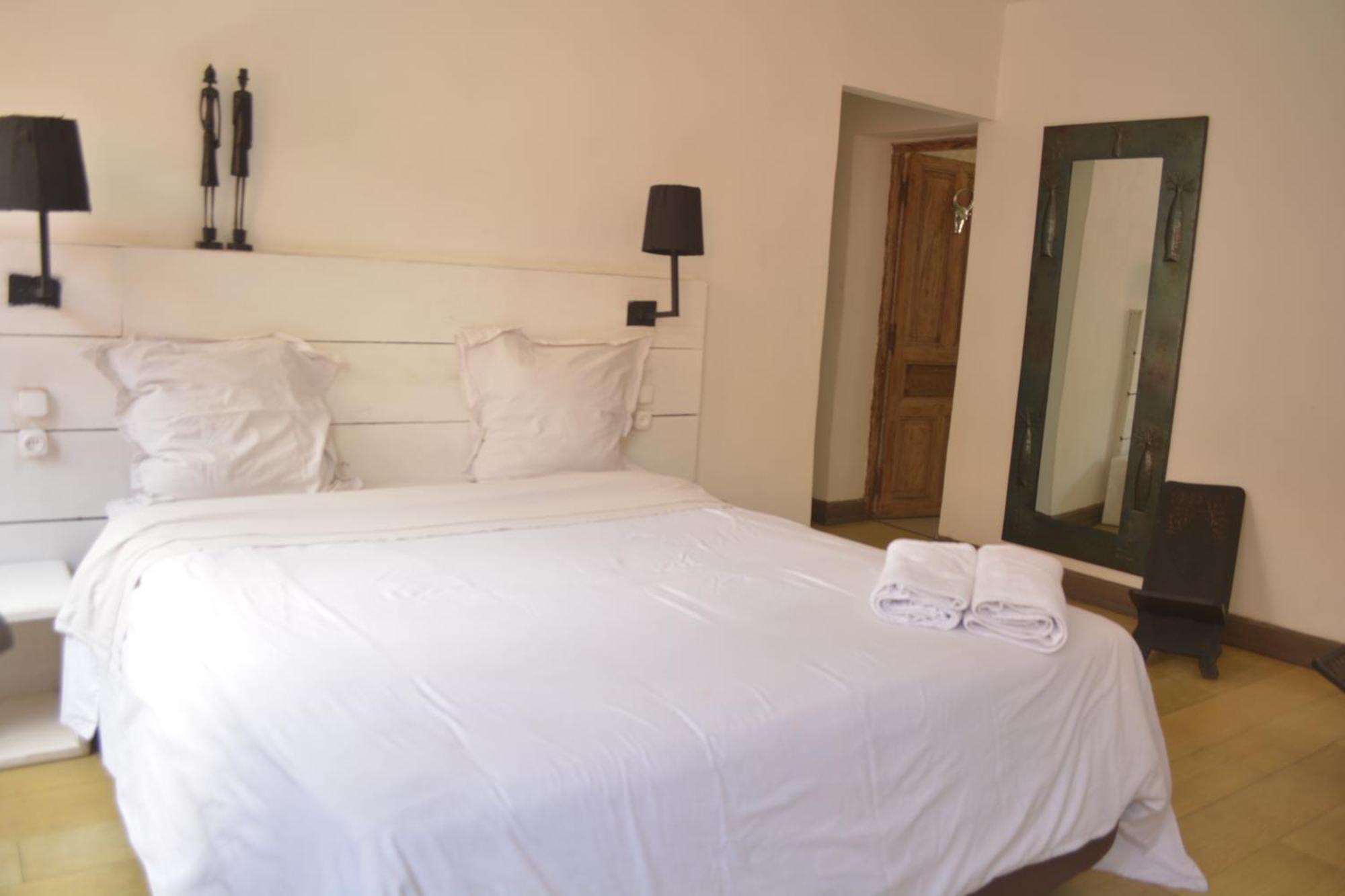 Hotel Restaurant La Ribaudiere Antananarivo Room photo