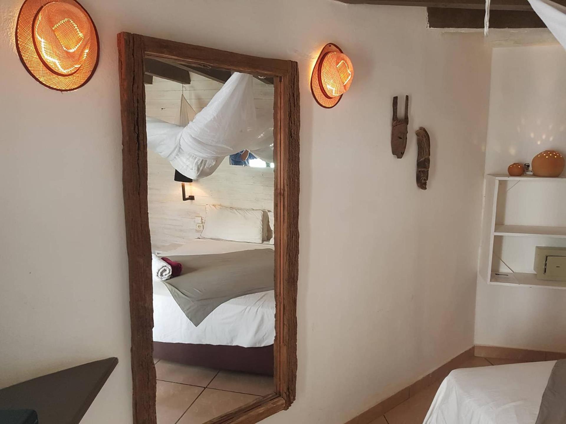 Hotel Restaurant La Ribaudiere Antananarivo Room photo