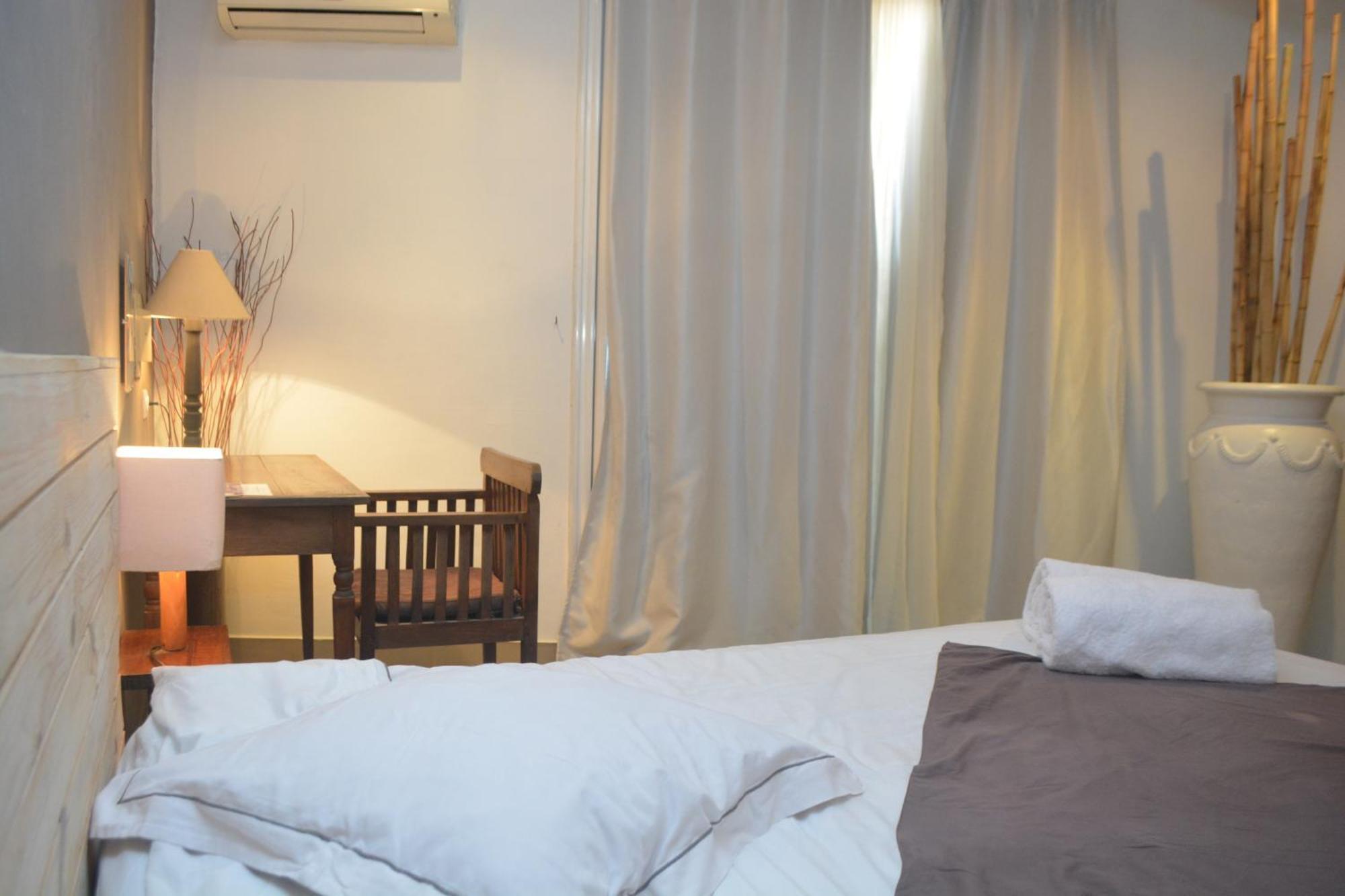 Hotel Restaurant La Ribaudiere Antananarivo Room photo