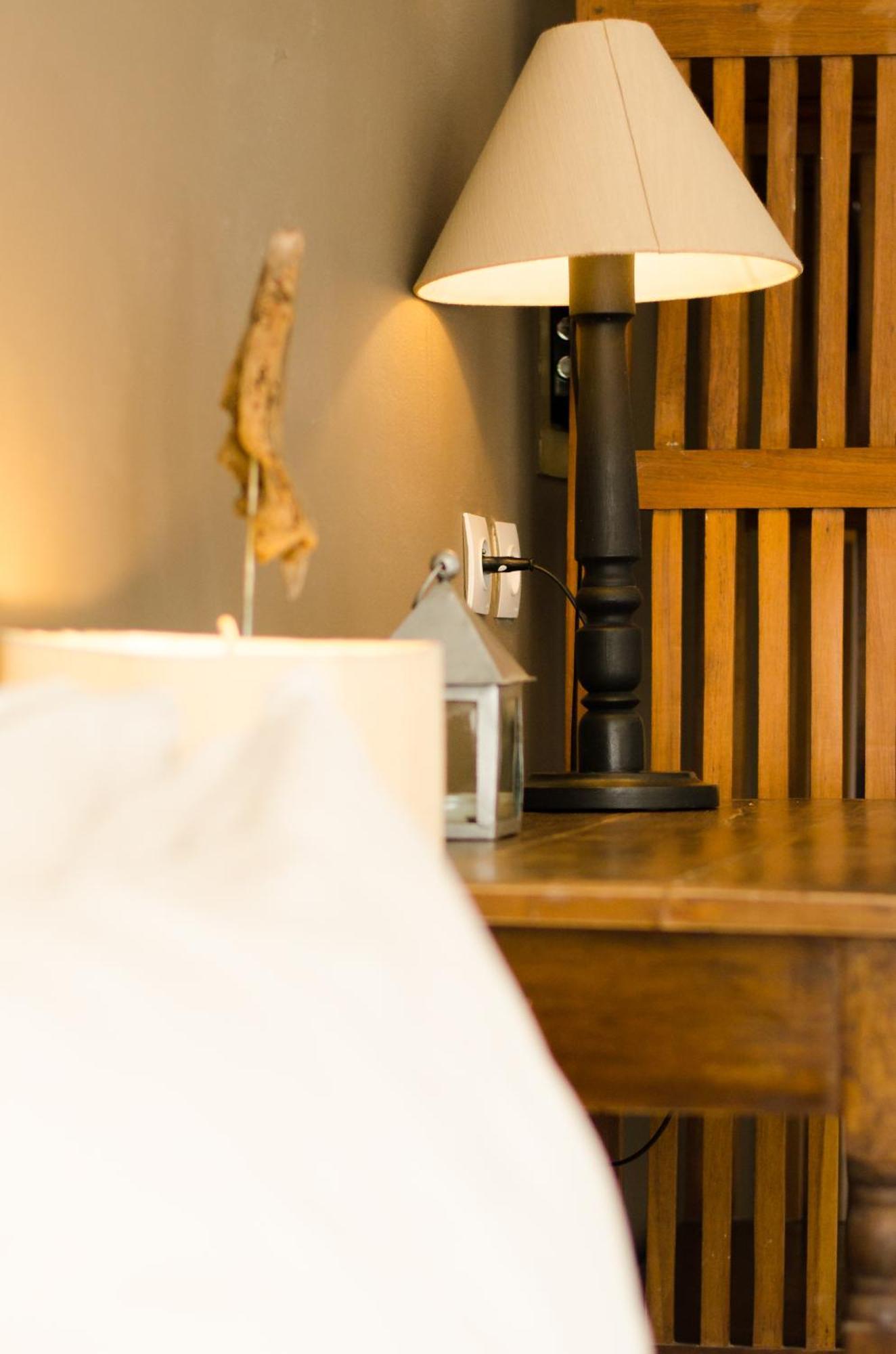Hotel Restaurant La Ribaudiere Antananarivo Room photo