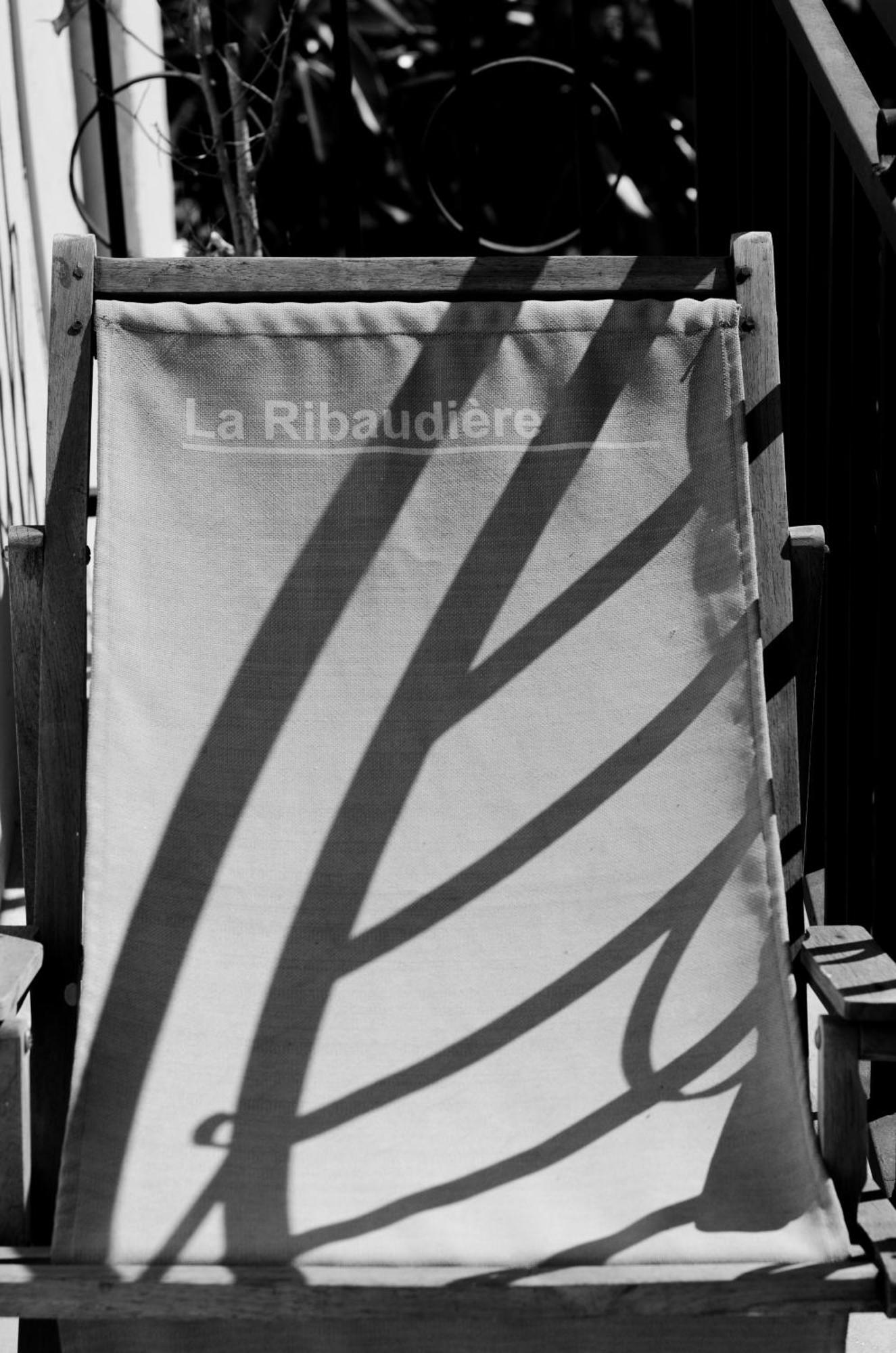 Hotel Restaurant La Ribaudiere Antananarivo Exterior photo
