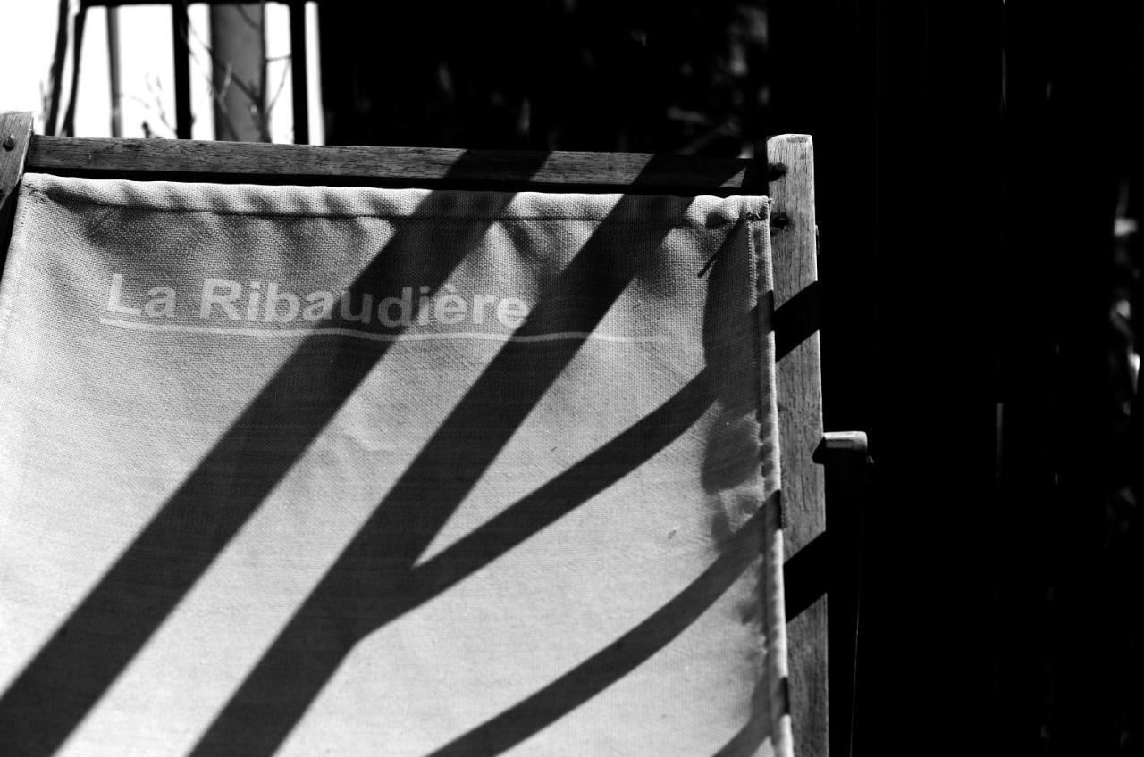Hotel Restaurant La Ribaudiere Antananarivo Exterior photo